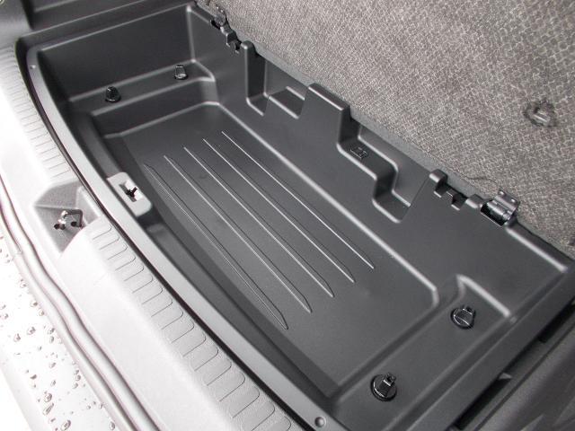 2025 GMC Acadia Vehicle Photo in LOWELL, MA 01852-4336