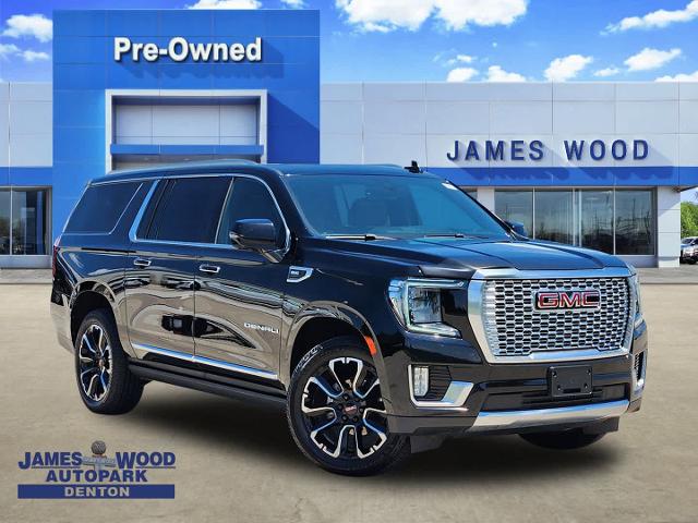 2022 GMC Yukon XL Vehicle Photo in DENTON, TX 76210-9321