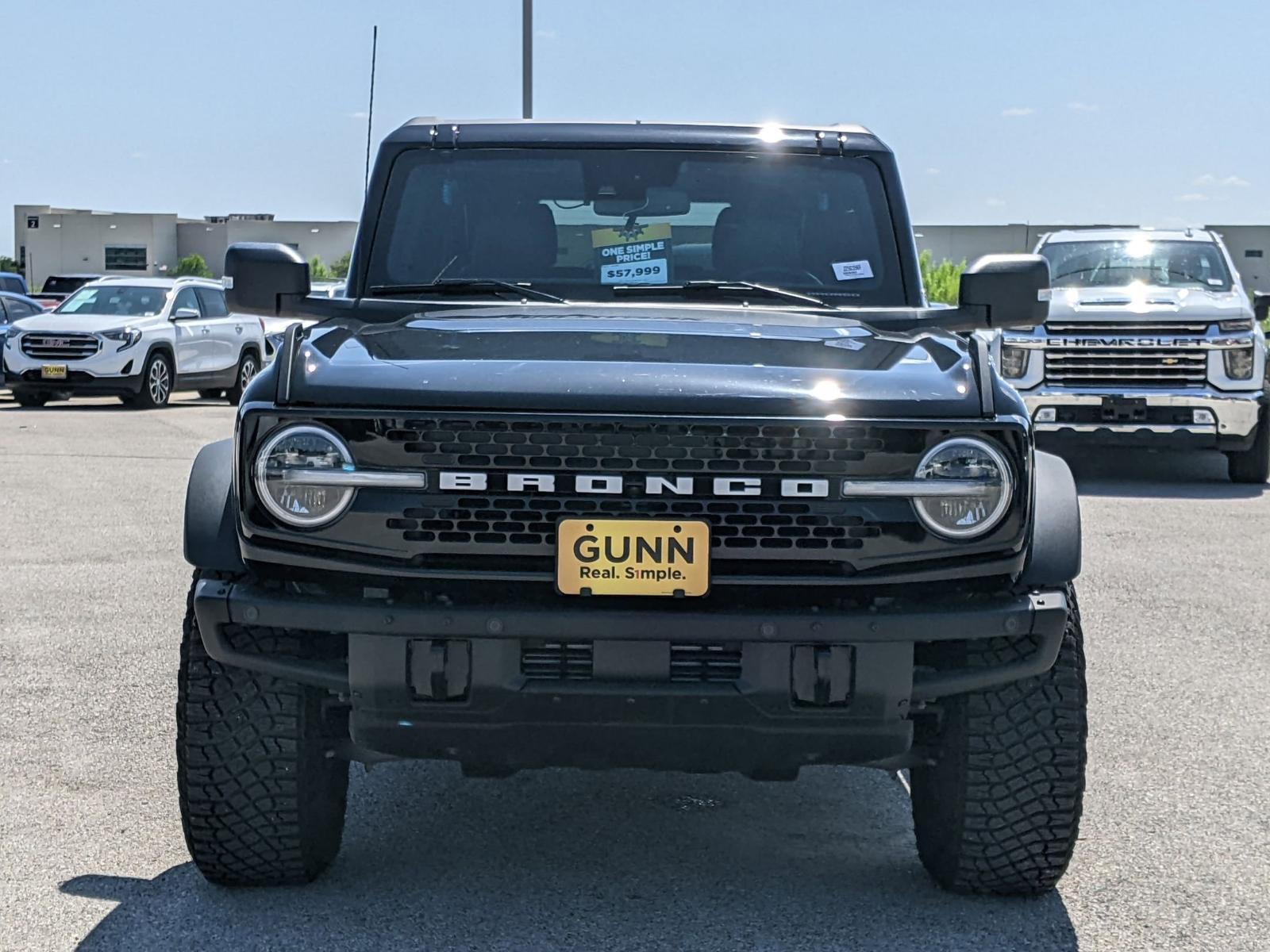 2024 Ford Bronco Vehicle Photo in Seguin, TX 78155