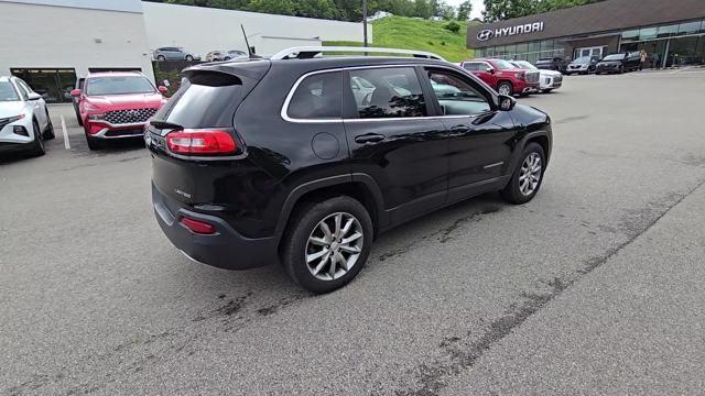 2018 Jeep Cherokee Vehicle Photo in Pleasant Hills, PA 15236