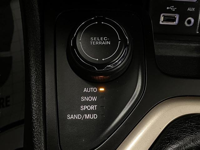 2017 Jeep Cherokee Vehicle Photo in Appleton, WI 54913