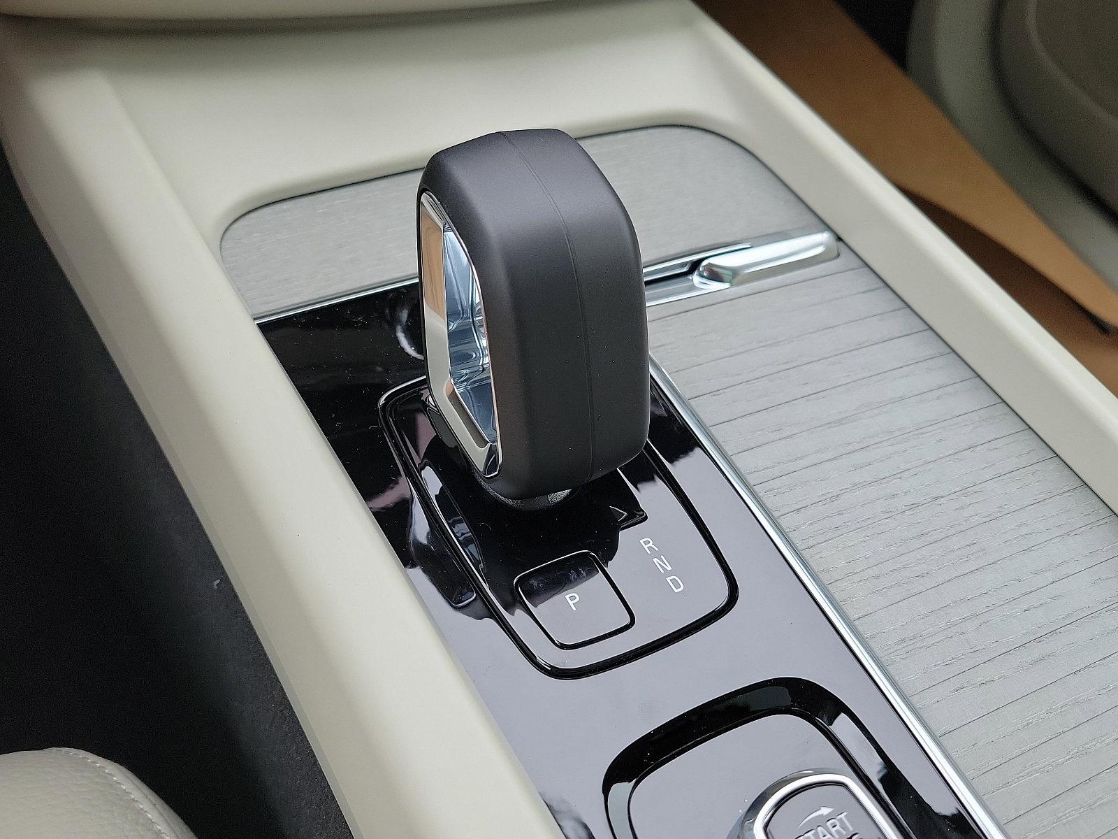 2025 Volvo XC60 Plug-In Hybrid Vehicle Photo in Trevose, PA 19053