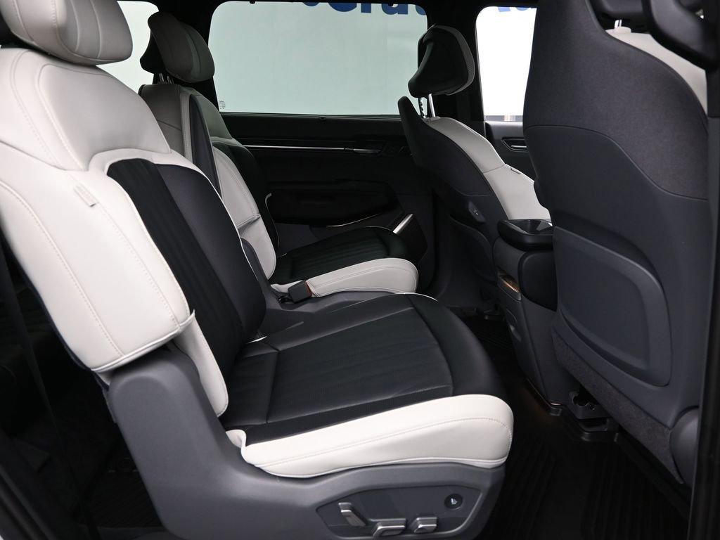 2024 Kia EV9 Vehicle Photo in Cedar Rapids, IA 52402