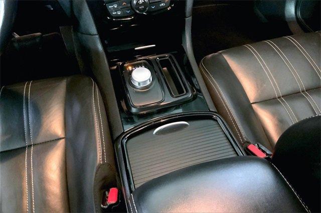 2022 Chrysler 300 Vehicle Photo in KANSAS CITY, MO 64114-4502