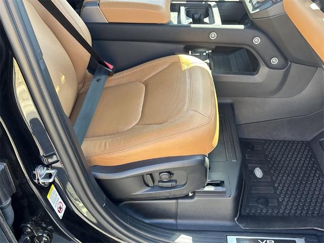 2024 Land Rover Defender Vehicle Photo in ALBERTVILLE, AL 35950-0246
