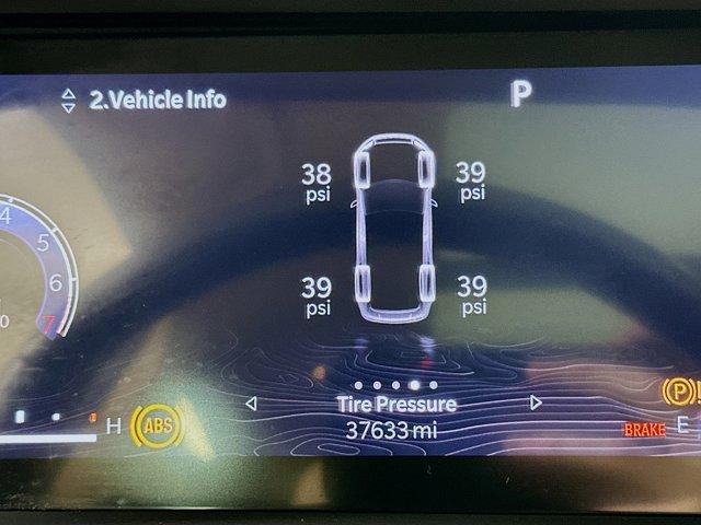 2022 Jeep Grand Cherokee L Vehicle Photo in Doylsetown, PA 18901