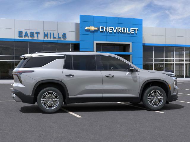 2025 Chevrolet Traverse Vehicle Photo in Roslyn, NY 11576