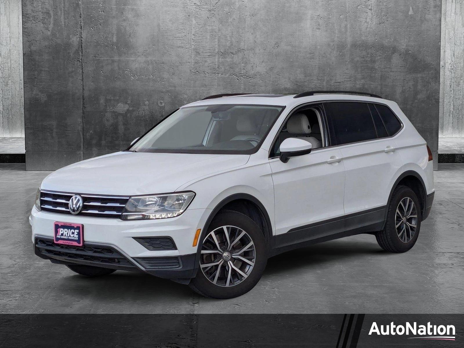 2019 Volkswagen Tiguan Vehicle Photo in Valencia, CA 91355