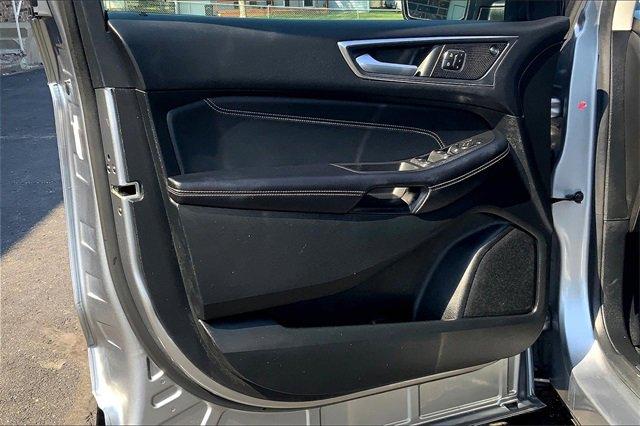 2022 Ford Edge Vehicle Photo in TOPEKA, KS 66609-0000