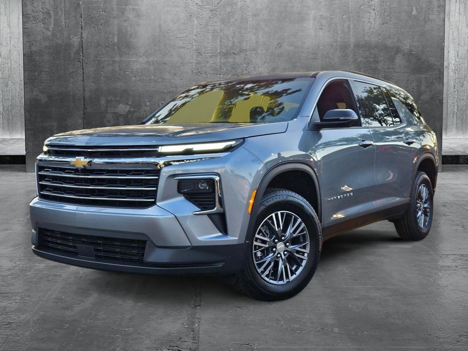 2025 Chevrolet Traverse Vehicle Photo in GREENACRES, FL 33463-3207