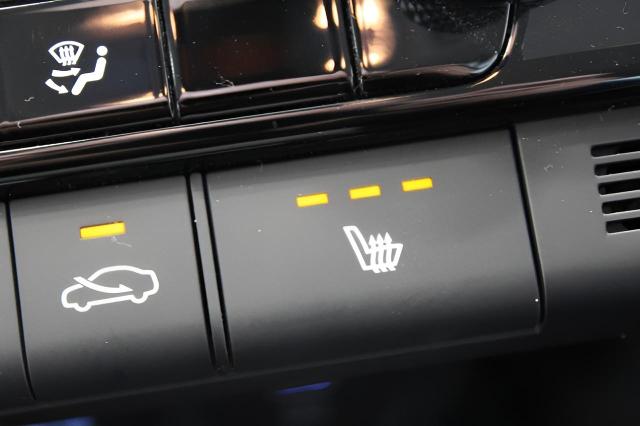 2025 Hyundai ELANTRA Vehicle Photo in Green Bay, WI 54304