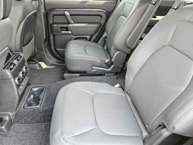2025 Defender Vehicle Photo in AUSTIN, TX 78717