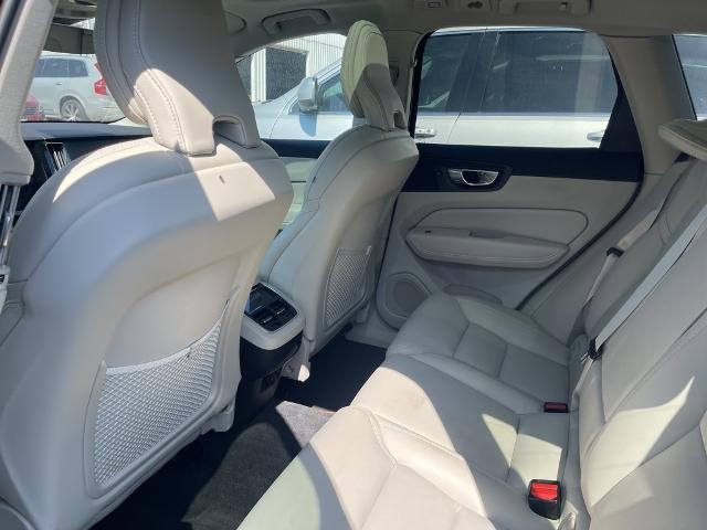 2022 Volvo XC60 Vehicle Photo in Houston, TX 77007