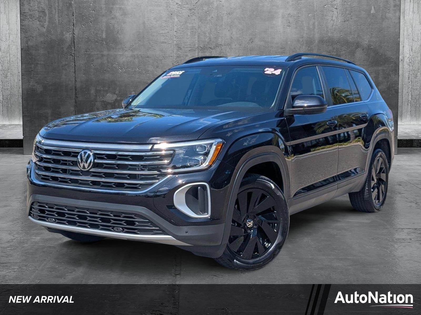 2024 Volkswagen Atlas Vehicle Photo in Wesley Chapel, FL 33544