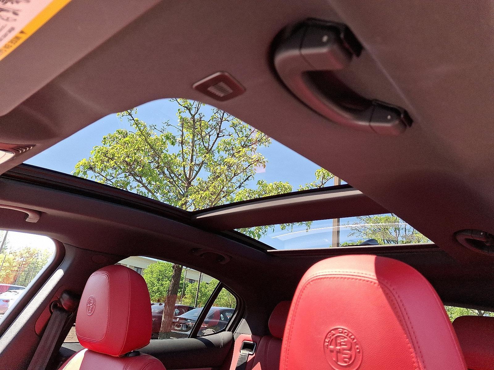 2022 Alfa Romeo Stelvio Vehicle Photo in Willow Grove, PA 19090