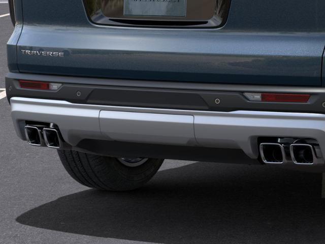 2025 Chevrolet Traverse Vehicle Photo in VALENCIA, CA 91355-1705
