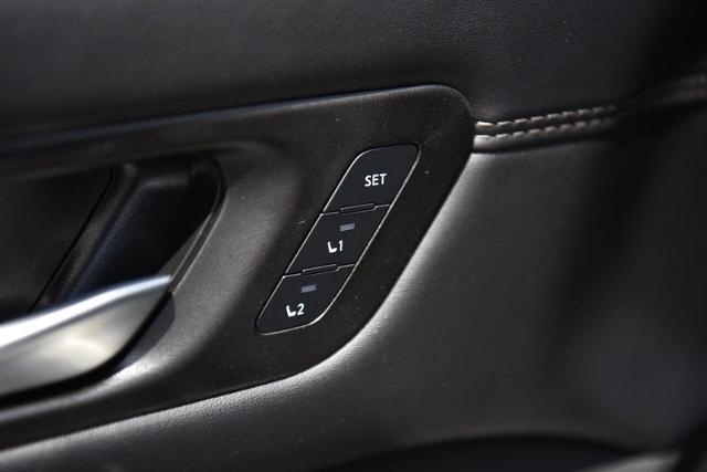 2025 Nissan Pathfinder Vehicle Photo in Ballwin, MO 63011