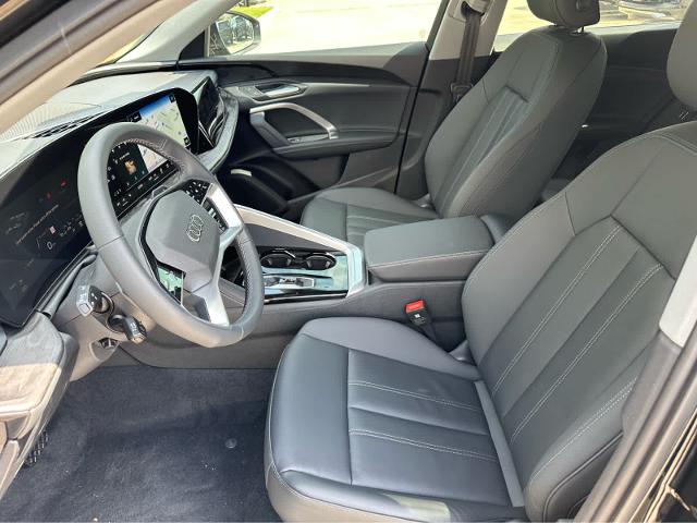 2025 Audi Q5 Vehicle Photo in HOUSTON, TX 77090
