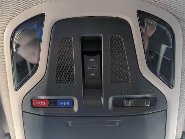 2025 Subaru Outback Vehicle Photo in Green Bay, WI 54304
