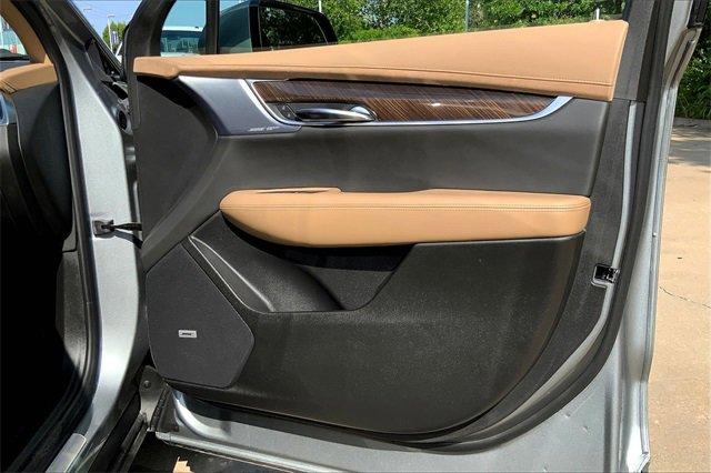 2024 Cadillac XT6 Vehicle Photo in KANSAS CITY, MO 64114-4545
