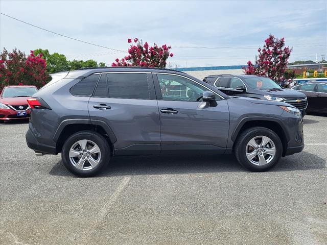 Used 2022 Toyota RAV4 XLE with VIN 2T3P1RFV0NW264406 for sale in Altavista, VA