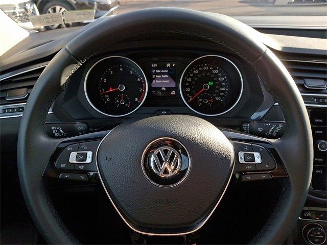 2020 Volkswagen Tiguan Vehicle Photo in Willow Grove, PA 19090