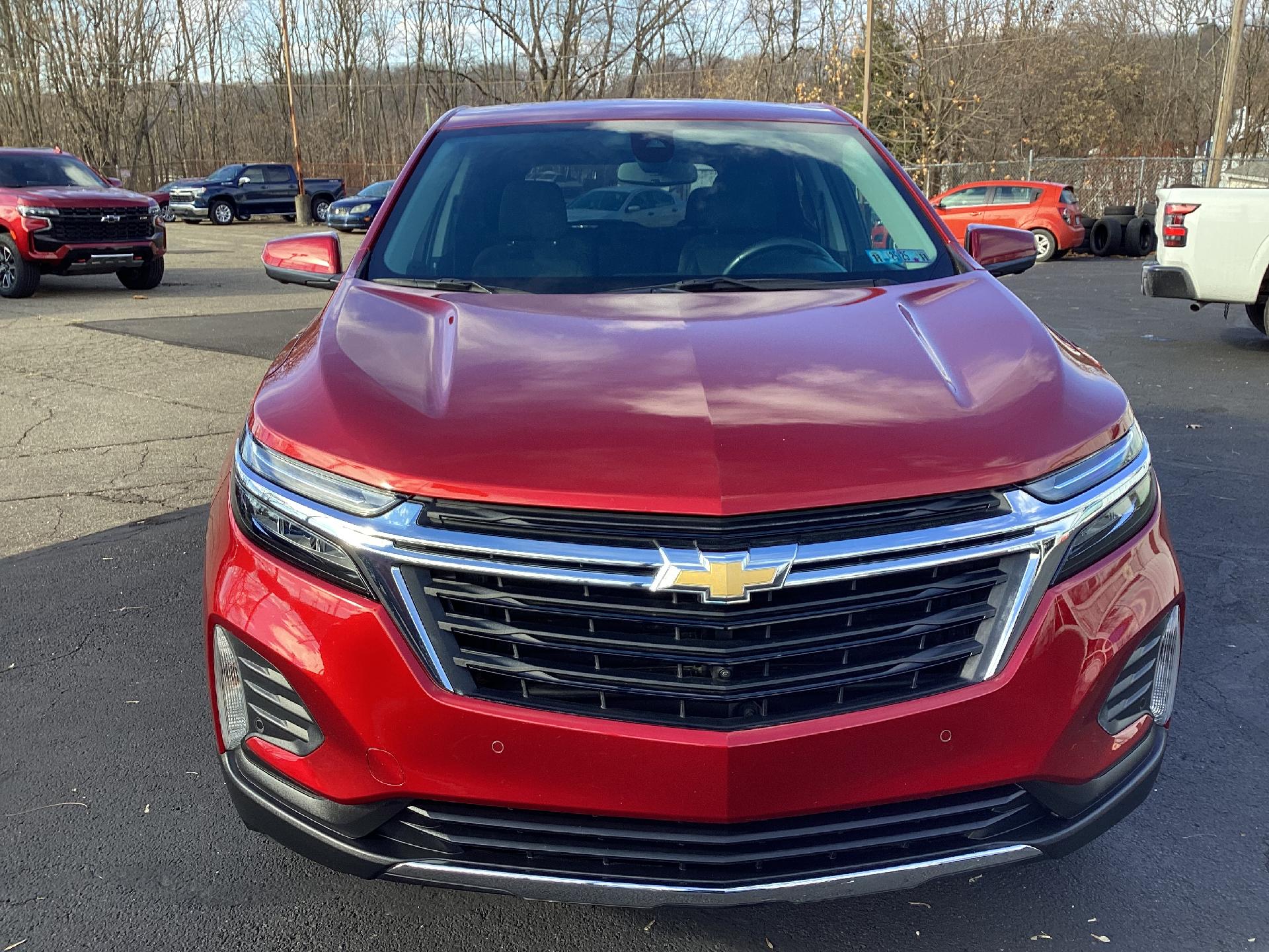 Used 2022 Chevrolet Equinox LT with VIN 3GNAXUEV9NL146099 for sale in Vandergrift, PA