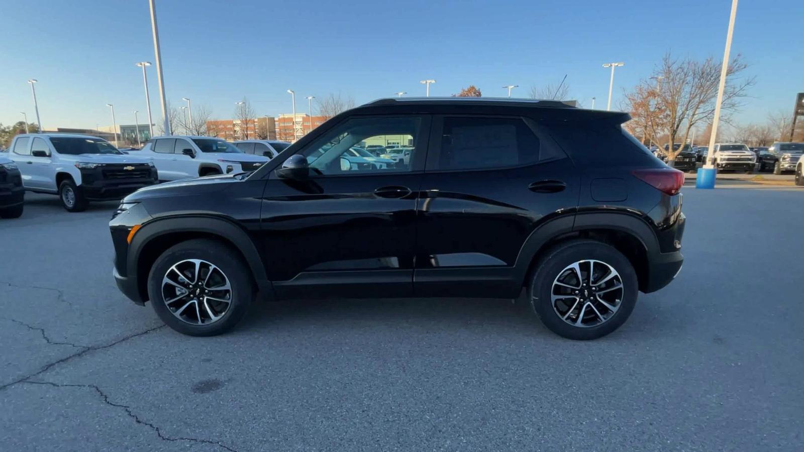 2025 Chevrolet Trailblazer Vehicle Photo in BENTONVILLE, AR 72712-4322