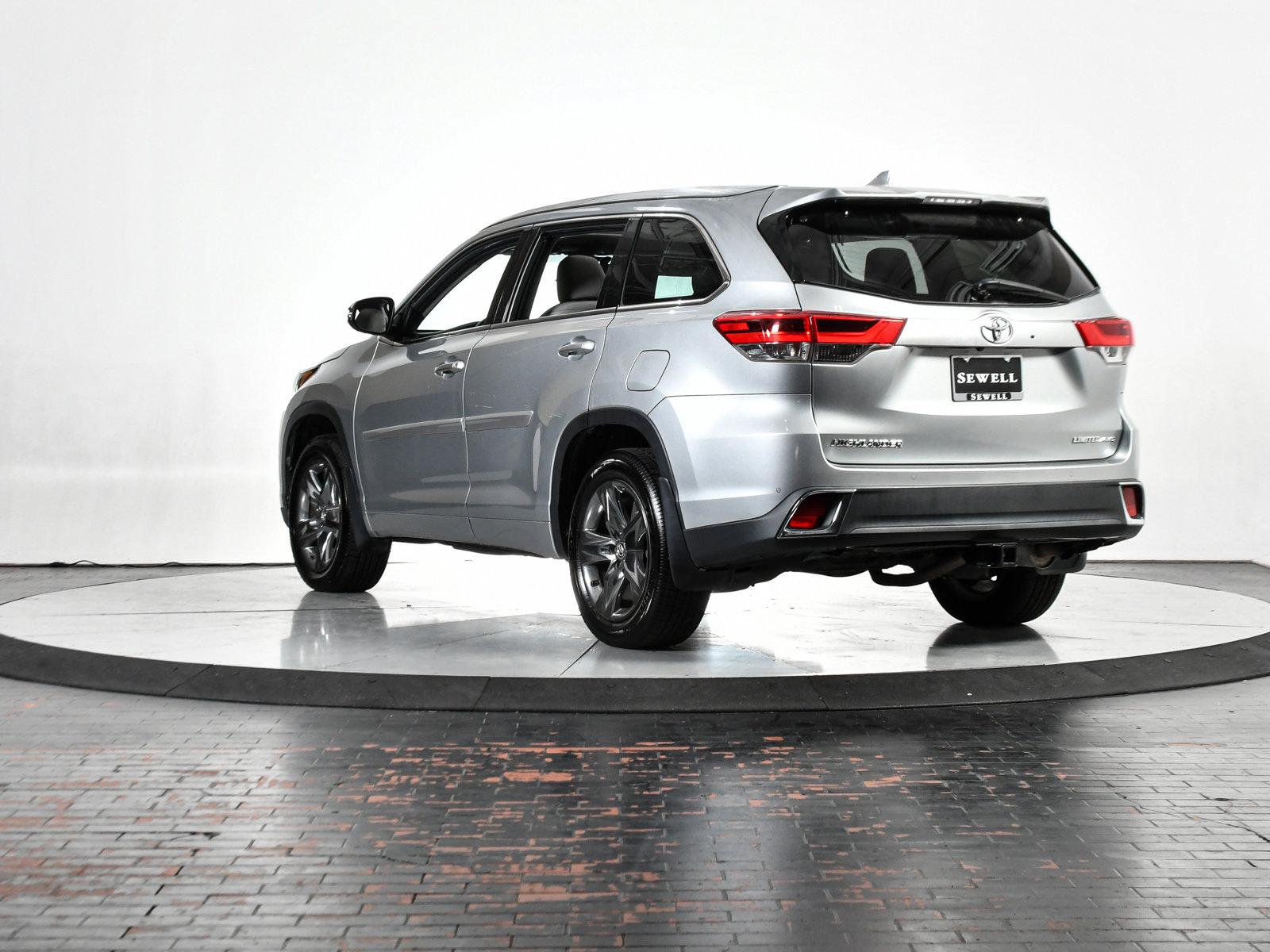 2018 Toyota Highlander Vehicle Photo in DALLAS, TX 75235