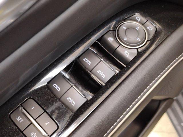 2024 Cadillac Escalade Vehicle Photo in PINEVILLE, NC 28134-8495