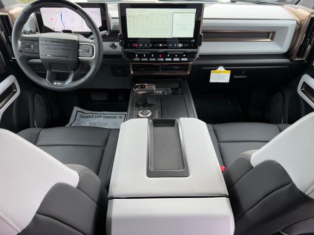 2024 GMC HUMMER EV SUV Vehicle Photo in COLUMBIA, MO 65203-3903