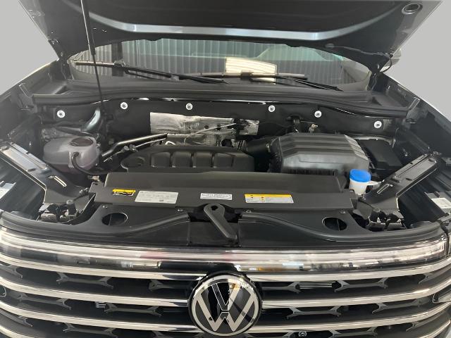 2025 Volkswagen Atlas Vehicle Photo in Oshkosh, WI 54904