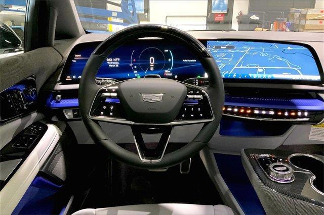 2025 Cadillac OPTIQ Vehicle Photo in KANSAS CITY, MO 64114-4545
