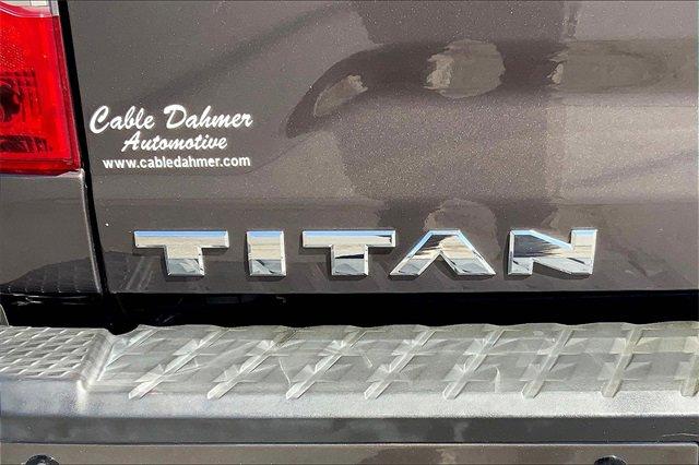 2019 Nissan Titan Vehicle Photo in TOPEKA, KS 66609-0000