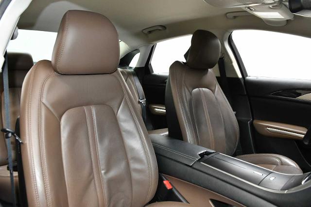 2016 Lincoln MKZ Vehicle Photo in DALLAS, TX 75235