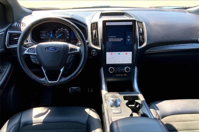 2024 Ford Edge Vehicle Photo in Kansas City, MO 64114