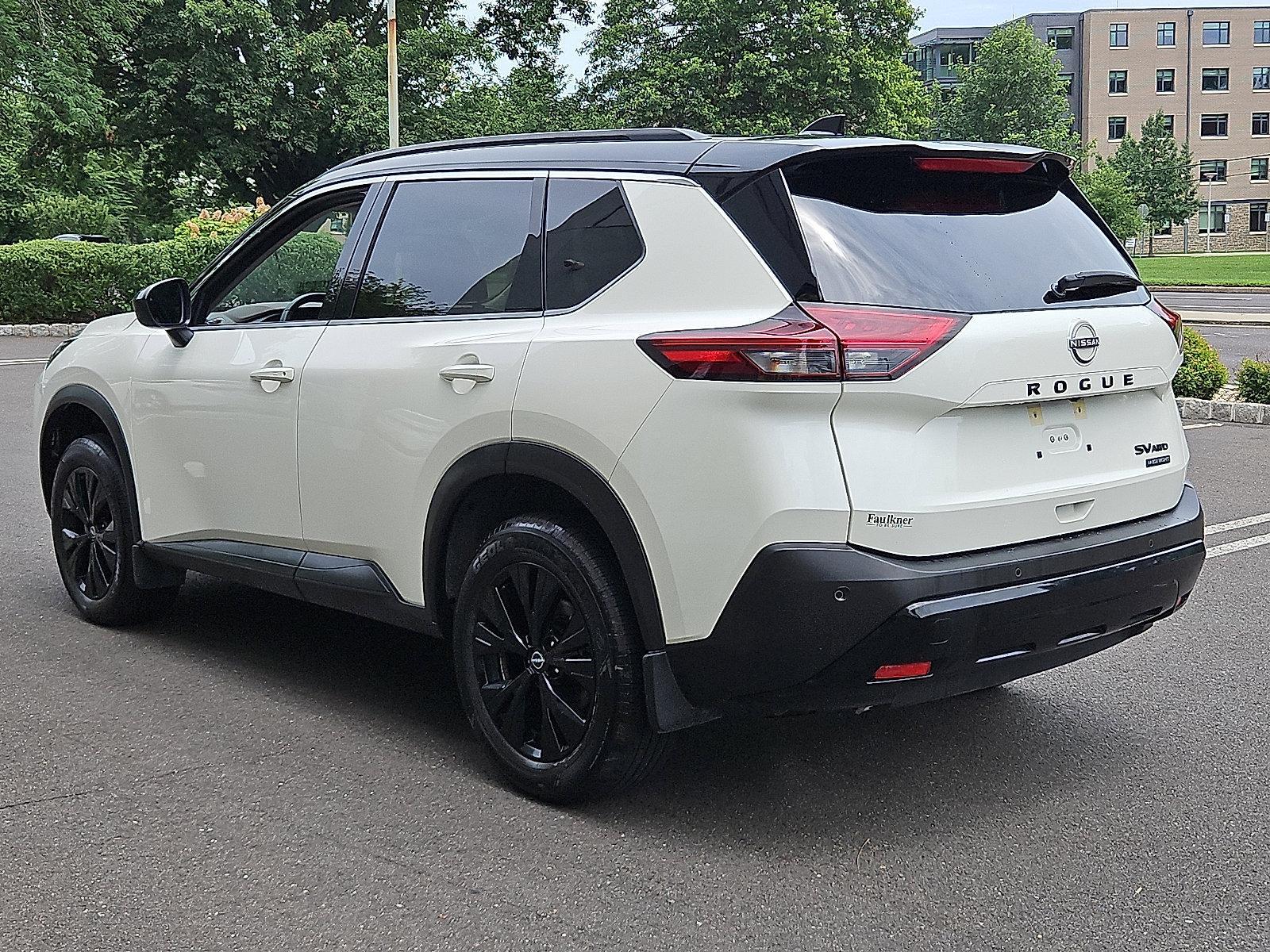 2023 Nissan Rogue Vehicle Photo in Jenkintown, PA 19046