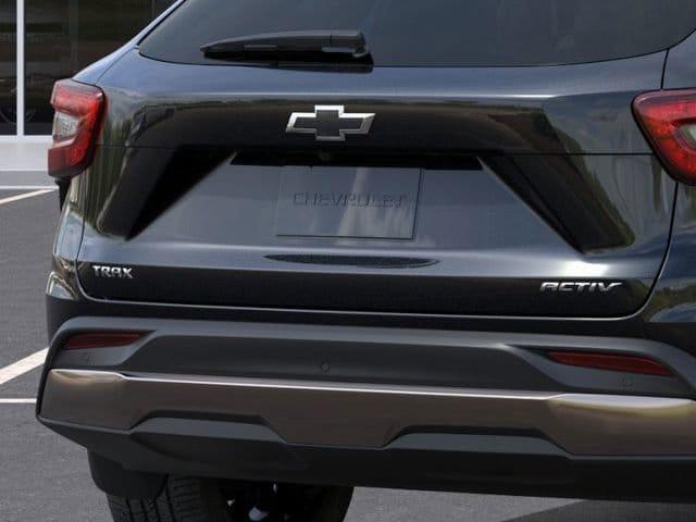 2025 Chevrolet Trax Vehicle Photo in BROCKTON, MA 02301-7113