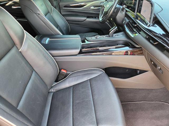 2021 Cadillac Escalade Vehicle Photo in DENTON, TX 76210-9321