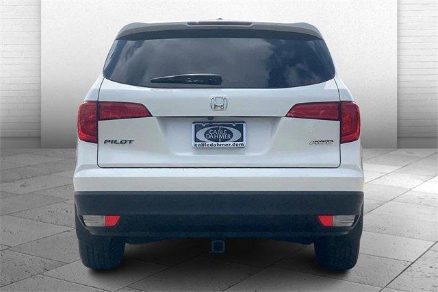 2018 Honda Pilot Vehicle Photo in KANSAS CITY, MO 64114-4502