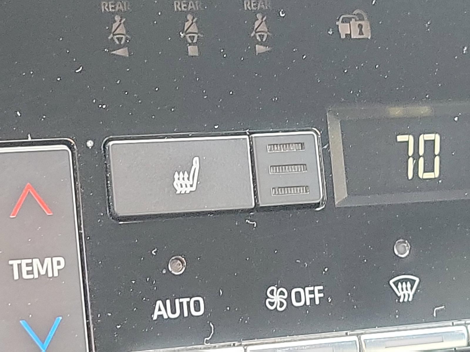 2022 Toyota Avalon Vehicle Photo in Trevose, PA 19053