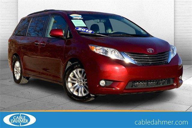 2012 Toyota Sienna Vehicle Photo in KANSAS CITY, MO 64114-4502