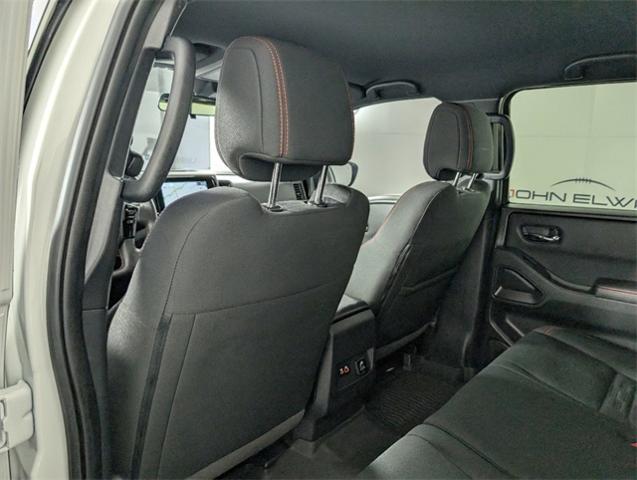 2023 Nissan Frontier Vehicle Photo in ENGLEWOOD, CO 80113-6708