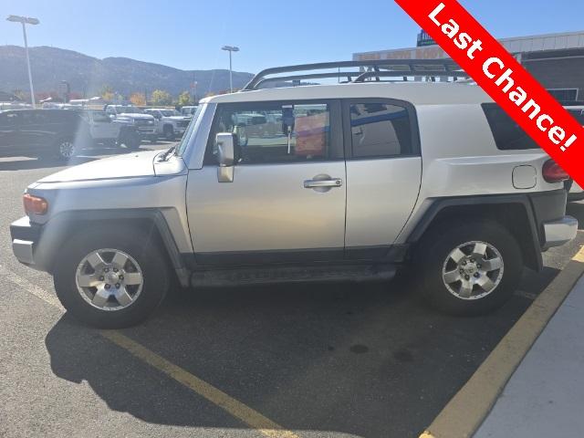 2007 Toyota FJ Cruiser Vehicle Photo in POST FALLS, ID 83854-5365