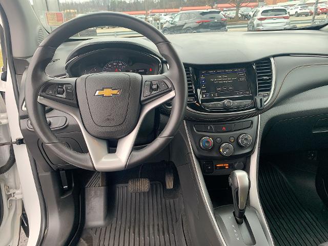 2018 Chevrolet Trax Vehicle Photo in MOON TOWNSHIP, PA 15108-2571