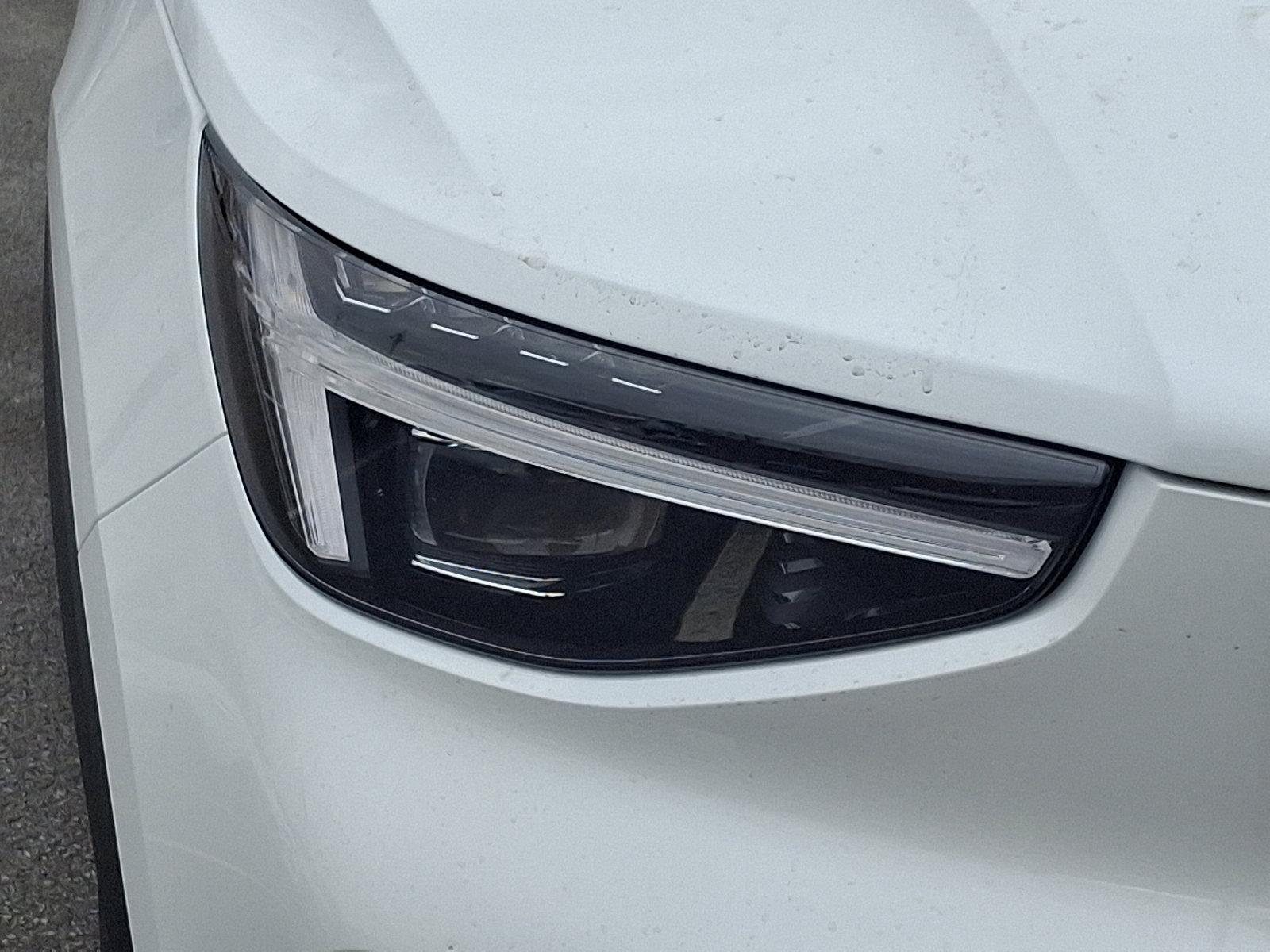 2025 Volvo XC40 Vehicle Photo in Trevose, PA 19053