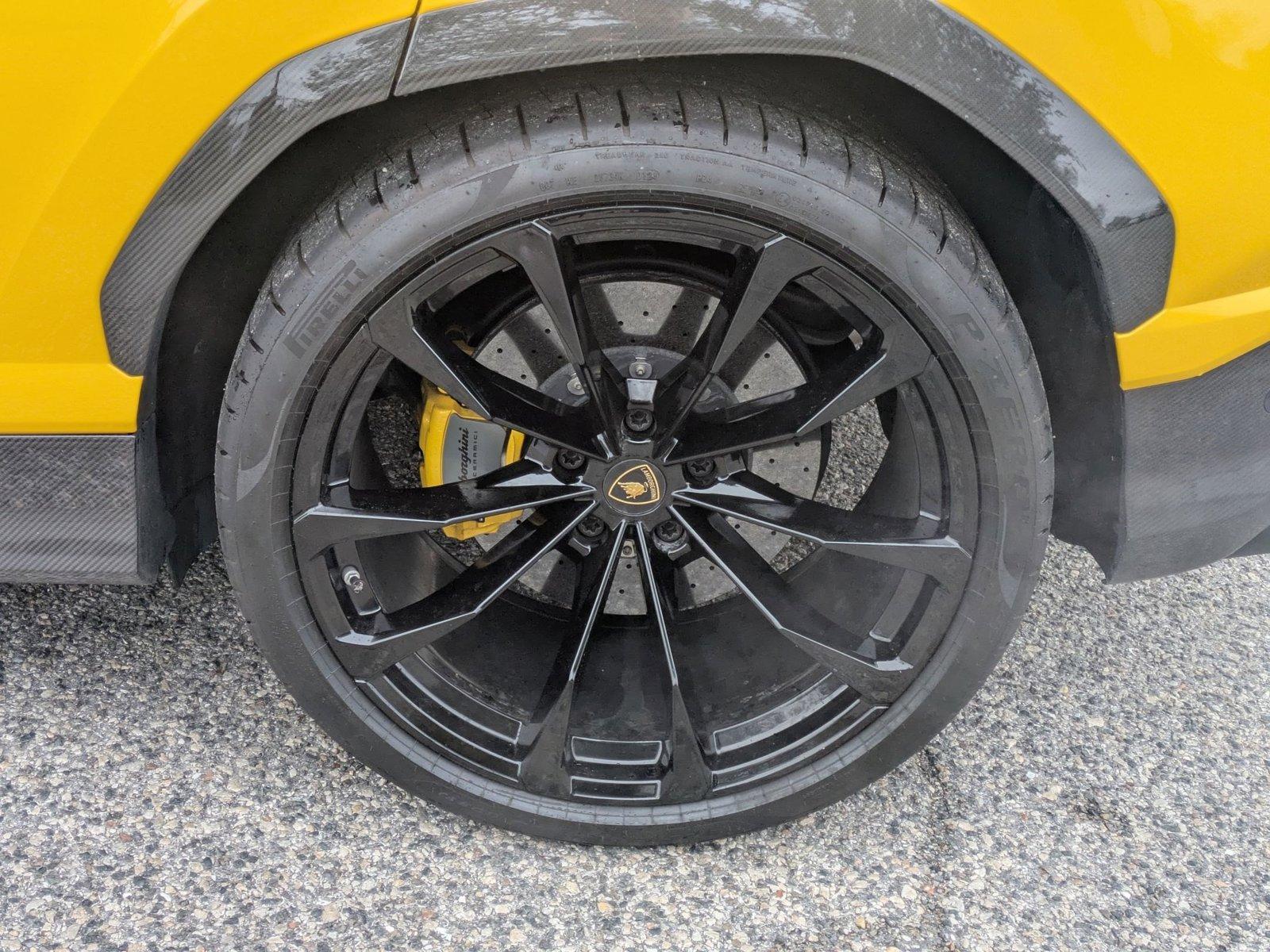 2020 Lamborghini Urus Vehicle Photo in Sarasota, FL 34231