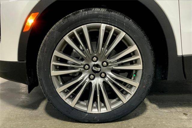 2025 Cadillac XT4 Vehicle Photo in KANSAS CITY, MO 64114-4545
