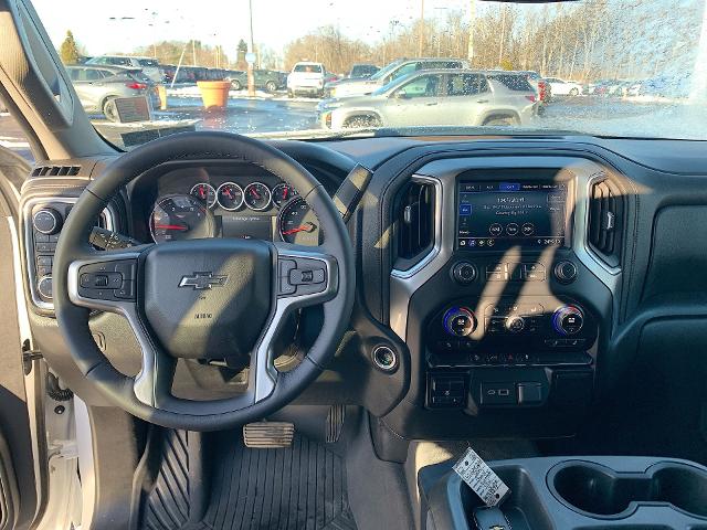 2021 Chevrolet Silverado 1500 Vehicle Photo in MOON TOWNSHIP, PA 15108-2571