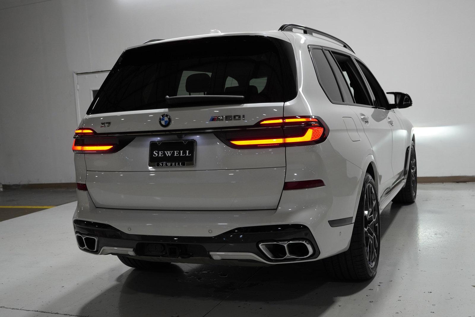 2024 BMW X7 M60i Vehicle Photo in GRAPEVINE, TX 76051